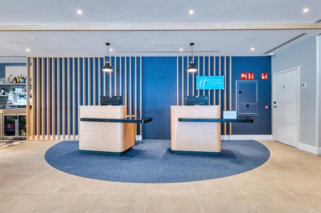 Holiday Inn Express - Madrid - Airport By Ihg Luaran gambar
