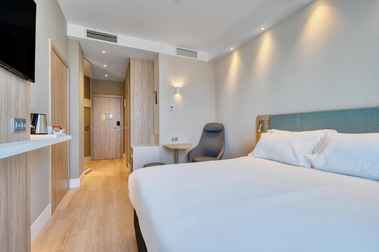 Holiday Inn Express - Madrid - Airport By Ihg Luaran gambar