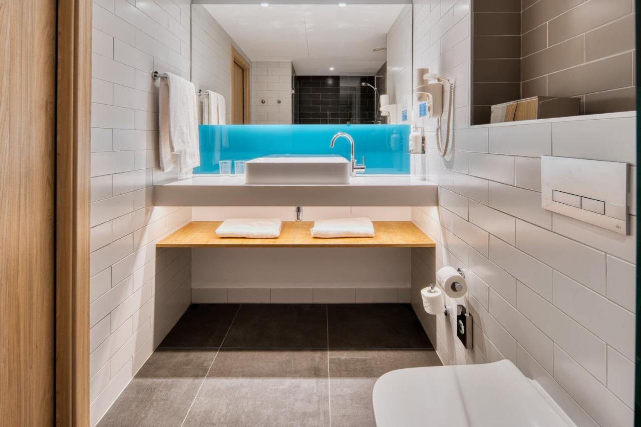 Holiday Inn Express - Madrid - Airport By Ihg Luaran gambar