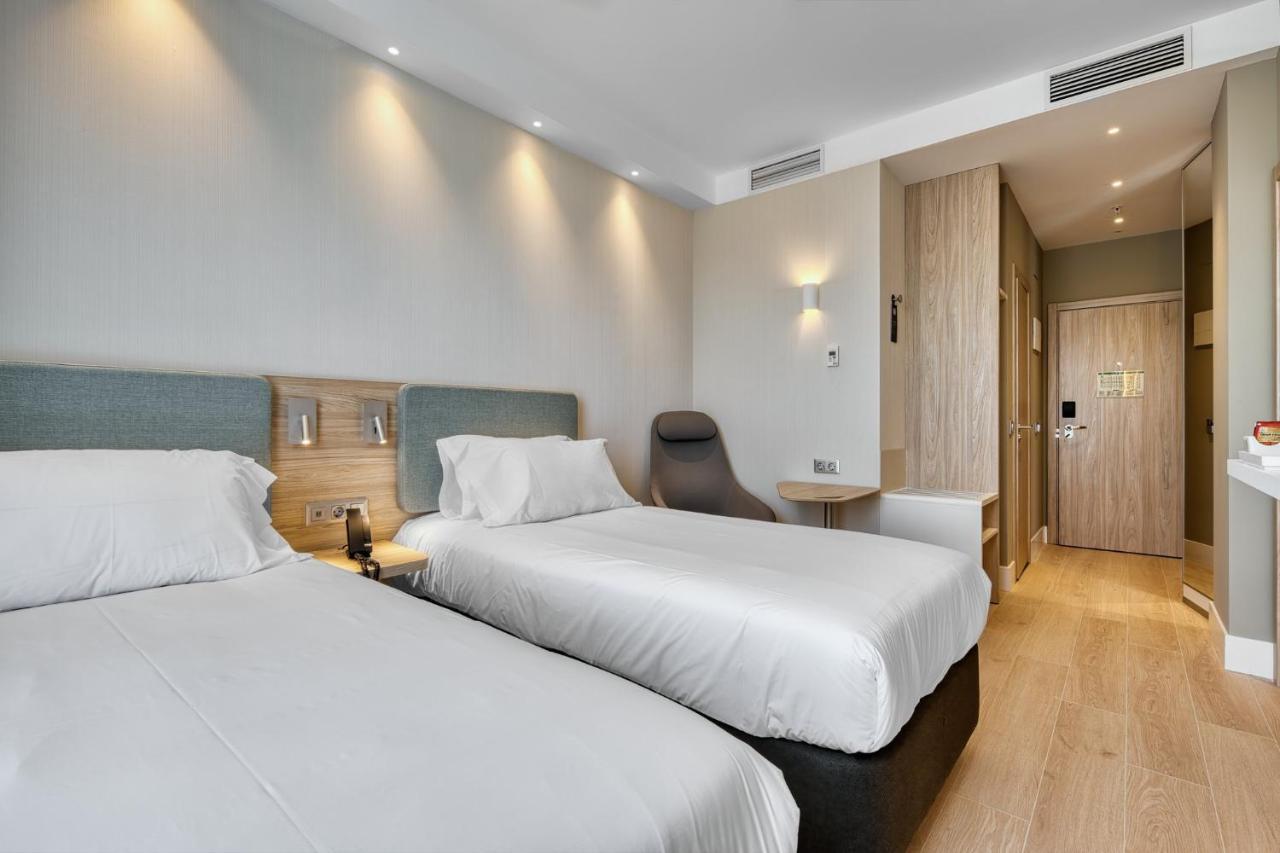 Holiday Inn Express - Madrid - Airport By Ihg Luaran gambar