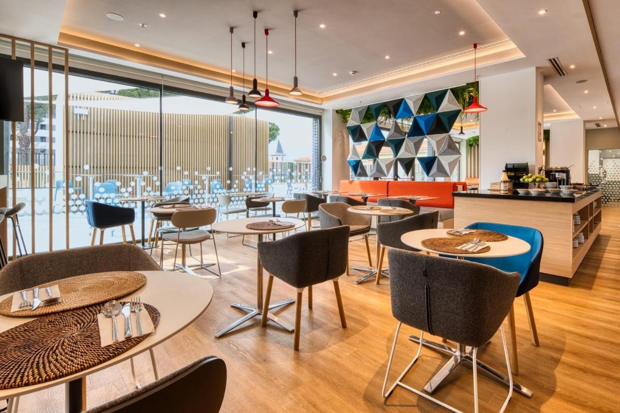 Holiday Inn Express - Madrid - Airport By Ihg Luaran gambar