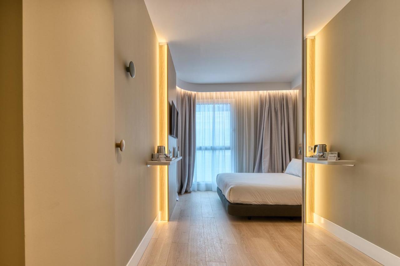 Holiday Inn Express - Madrid - Airport By Ihg Luaran gambar